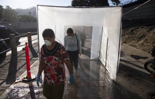 Venezolanos le temen más al aislamiento que al coronavirus