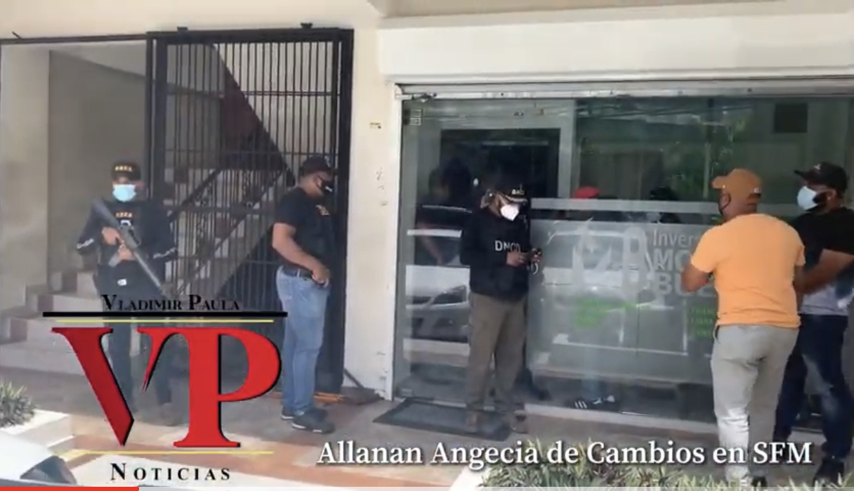 Allanan casa de cambio en SFM y apresan 4 hombres