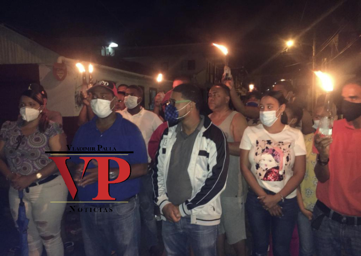 FALPO realiza encendido de velas exigiendo la salida del general Sena Rojas