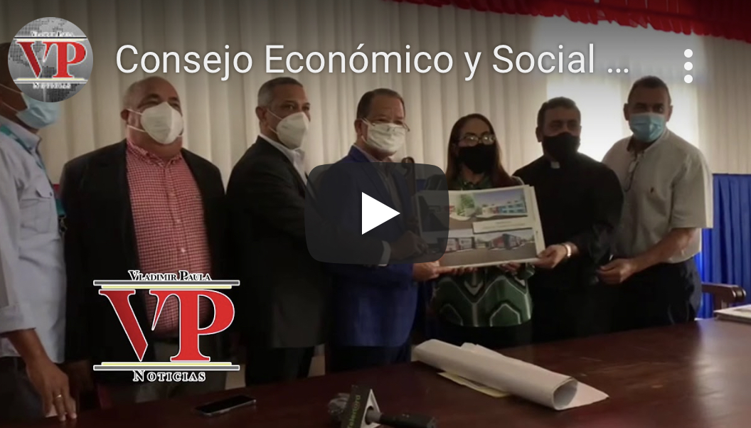 Consejo Económico y Social entrega a la alcaldía planos de obras que se construirán en SFM