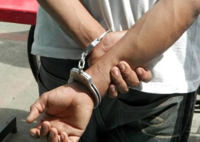 Arrestan joven acusado de abusar de una menor de 13 años en Cenoví