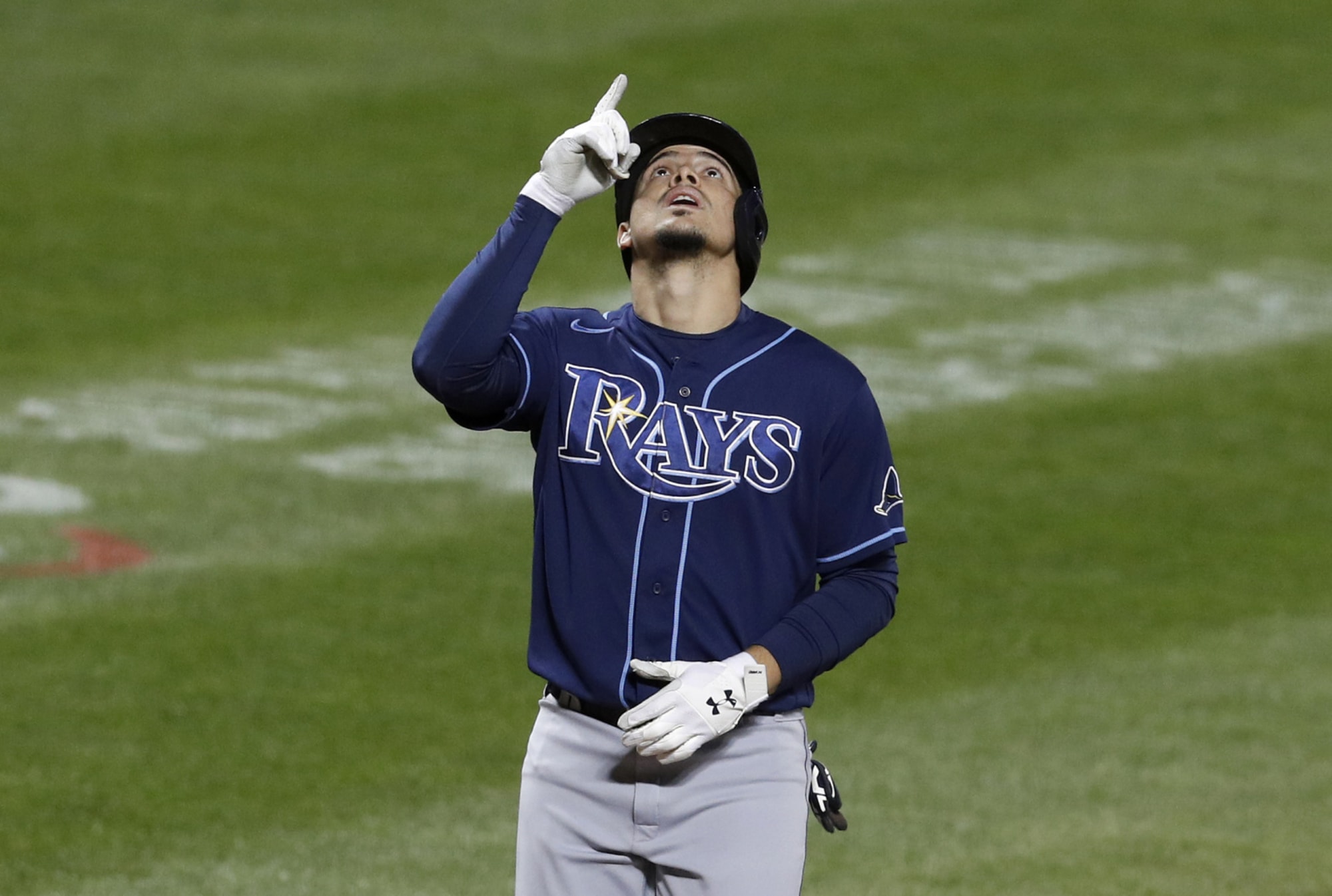 Willy Adames dispara su segundo jonrón en la victoria de Tampa sobre Texas
