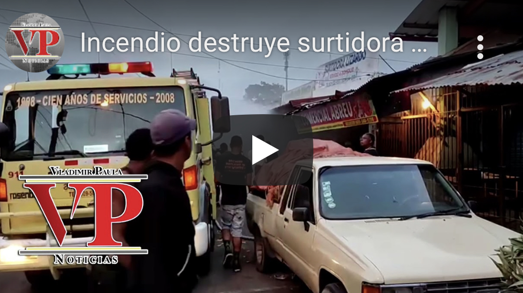 Incendio destruye  surtidora en mercado municipal SFM