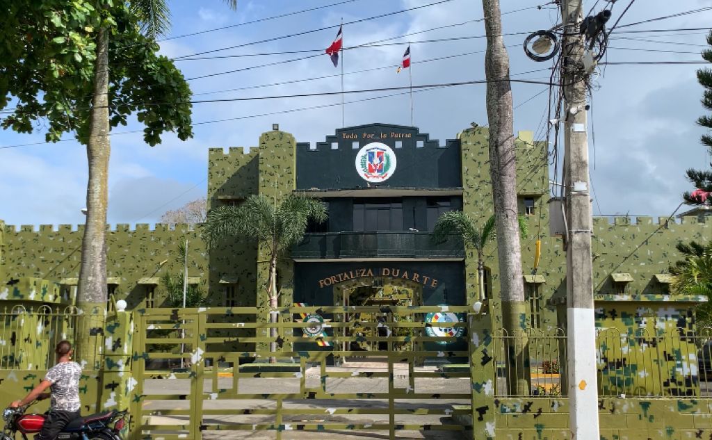 Suspenden alcaide de la Fortaleza Duarte en San Francisco de Macorís