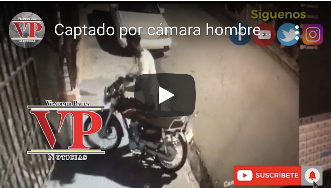 ¡Captado por cámara! Hombre robando motocicleta en sector Hermanas Mirabal SFM