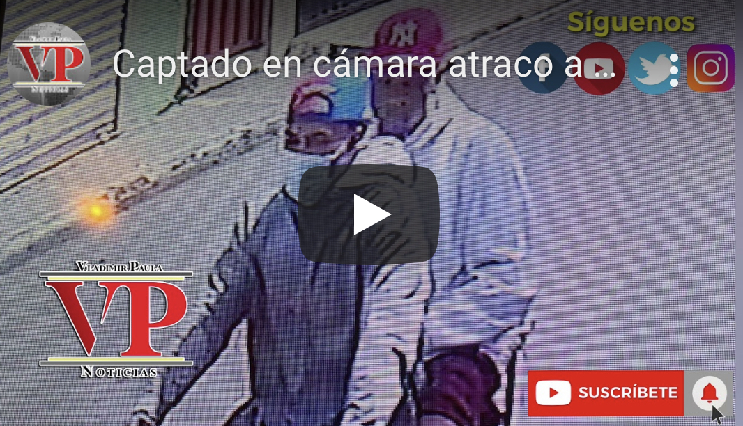 Captado en cámara atraco a dos jóvenes en calle Duarte SFM