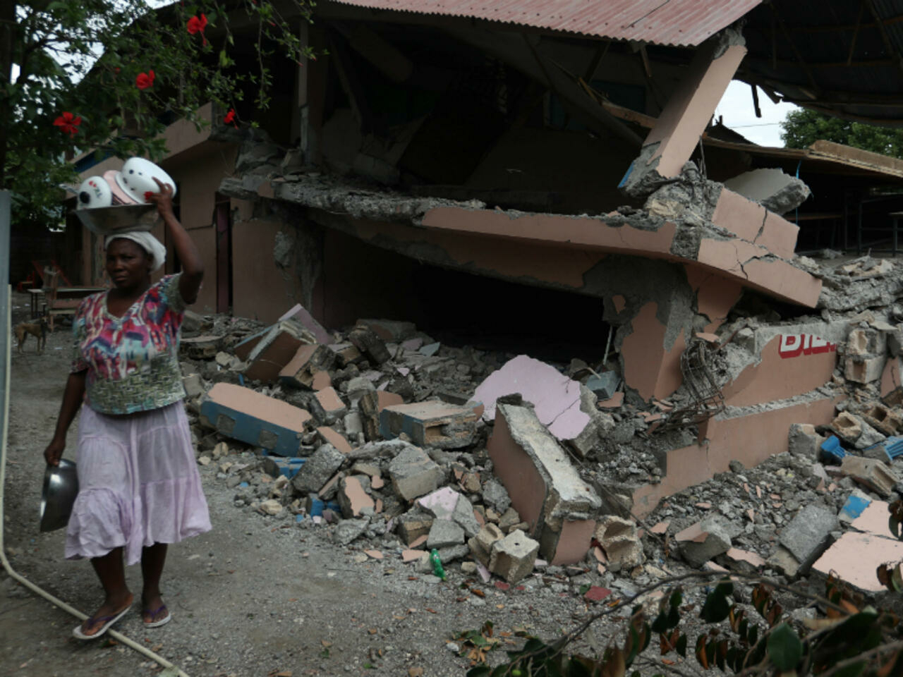 Al menos cinco muertos y varios heridos por un fuerte terremoto de magnitud 7,2 en Haití