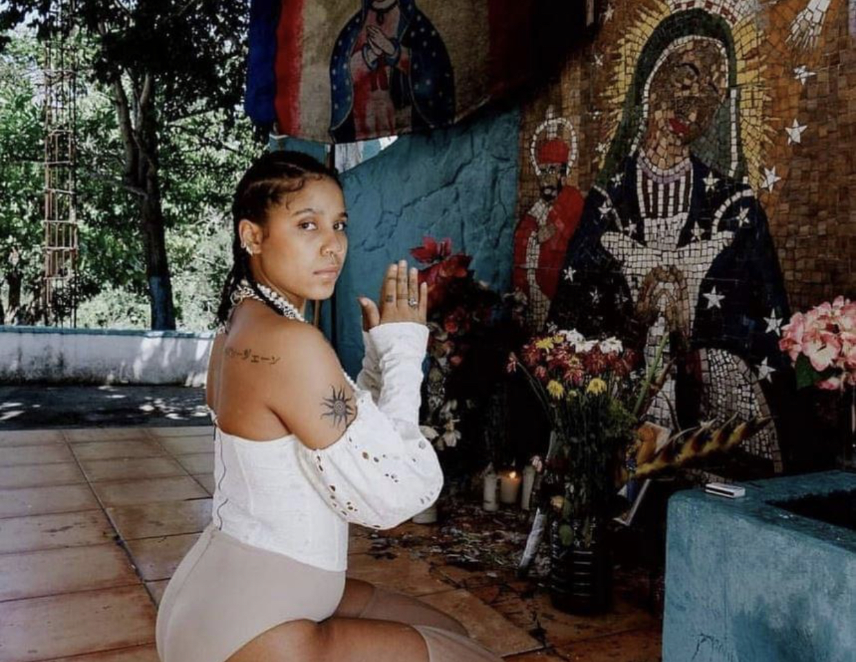 Alcalde de La Vega someterá a la justicia a la exponente urbana Tokischa