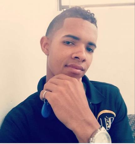 Joven camarero muere atacado por personas que se negaron a pagar la cuenta en Santiago