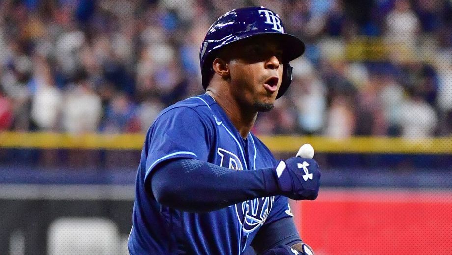 Franco busca superar a Griffey Jr. y a Alomar por récord de partidos consecutivos embasándose