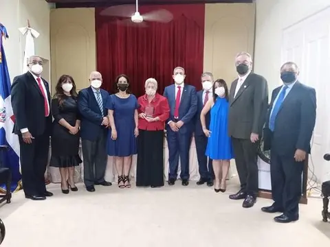 Academia de Medicina celebra 50 años