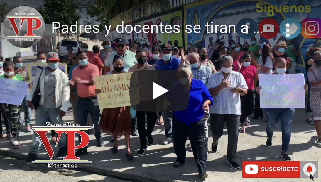 Padres y docentes se tiran a la calle a protestar por construcción escuela Paulina Valenzuela SFM