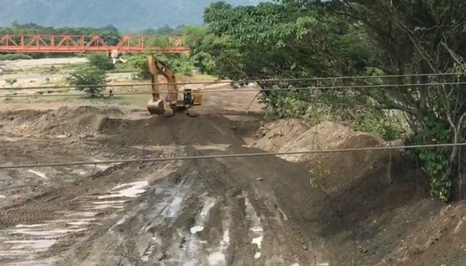 Piden intervención de Medio Ambiente por extracción de materiales del río Yuna