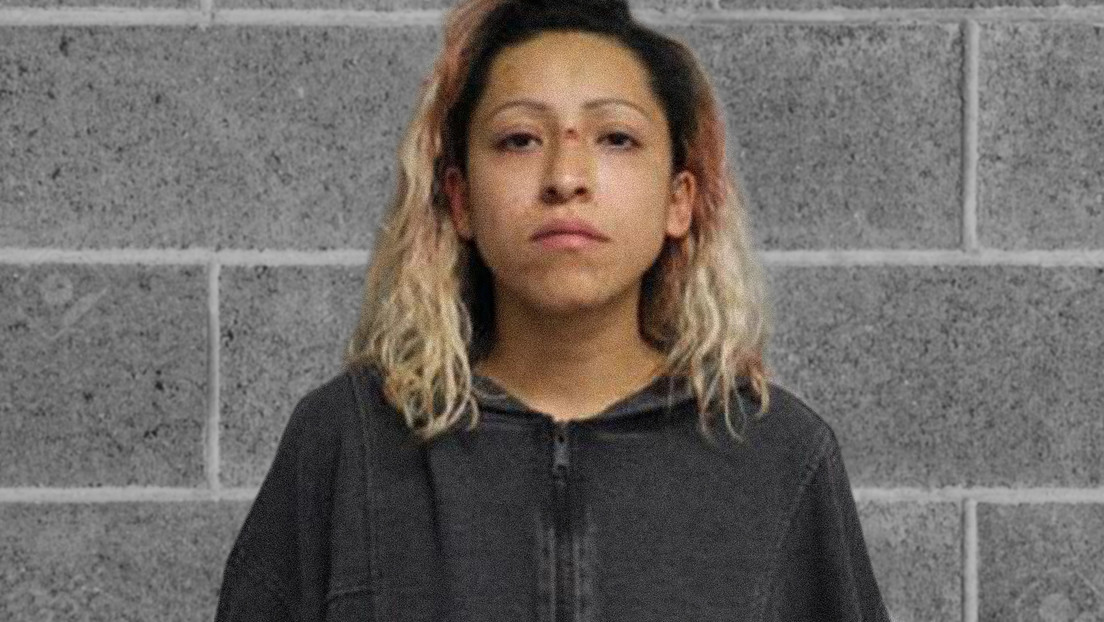 Arrestan en Estados Unidos a una mujer que mató de un disparo a un hombre porque no quiso besarla