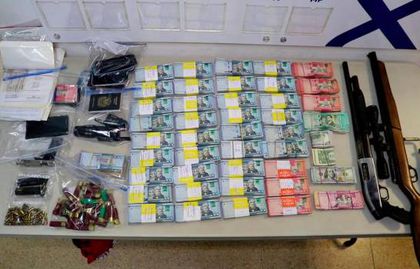Apresan a 15 personas en nuevos allanamientos en Santiago por narcotráfico