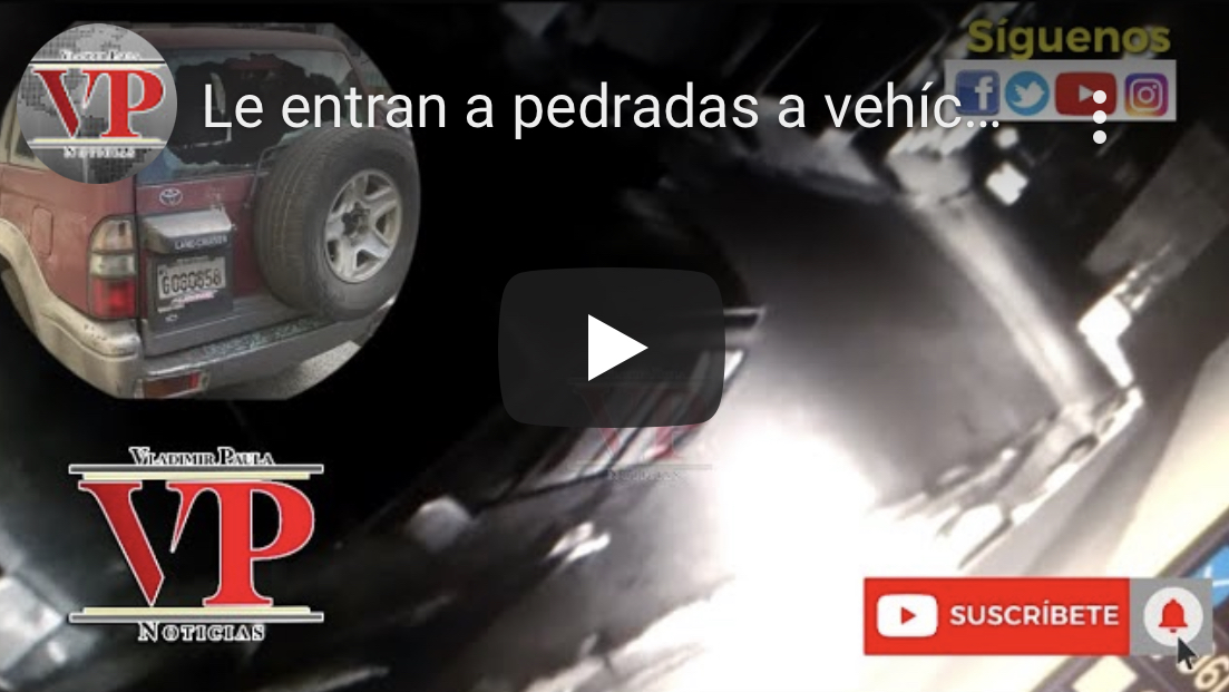 Le entran a pedradas a vehículo y tienda de una mujer en SFM; esta identifica autores