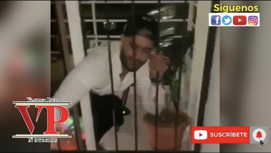 Se entrega joven que destrozó adornos objetos en casa de su expareja