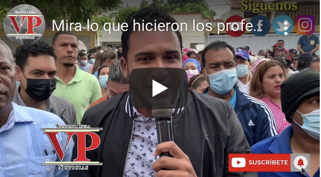 Maestros protestan bajo lluvia en SFM