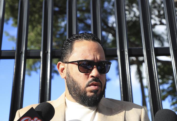 Raphy Pina envía mensaje de camino a entregarse a la justicia: “No confíen en nadie”