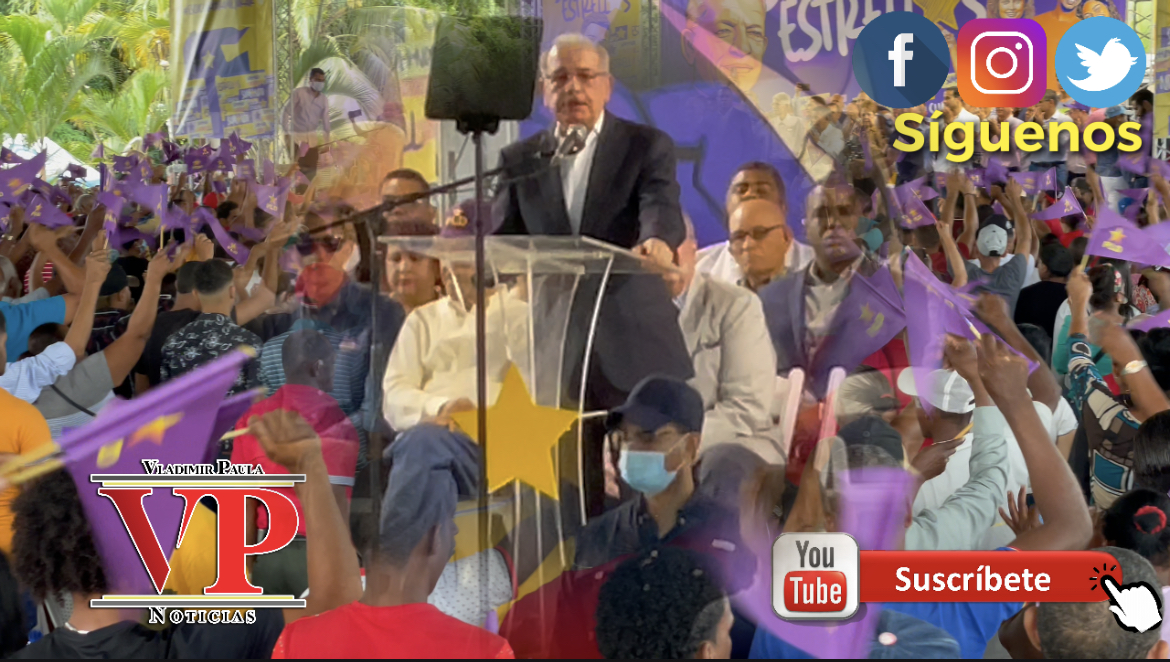 Danilo Medina encabeza en SFM acto juramentación nuevos miembros del PLD en la provincia Duarte