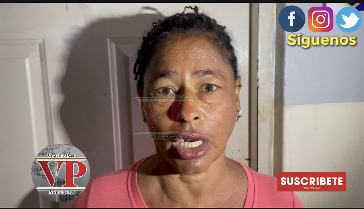 Mujer denuncia un vecino le robó su celular en sector Mamá Tingó SFM