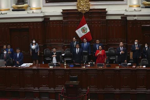 Congreso de Perú destituye a Pedro Castillo por «permanente incapacidad moral»