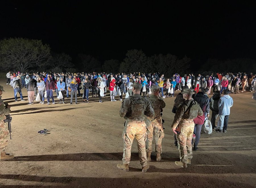 Detienen grupo de migrantes en la frontera de EEUU; hay 31 dominicanos