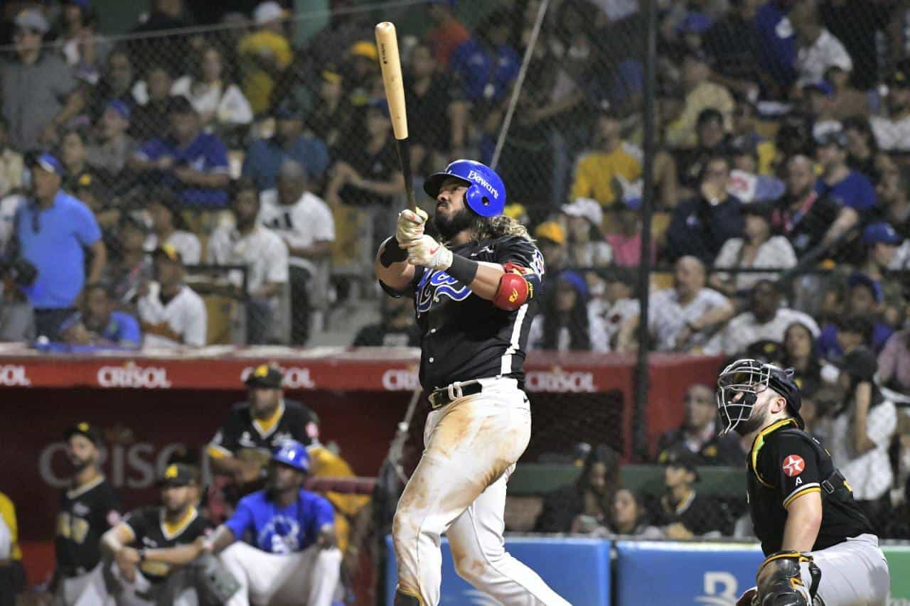 Bonifacio pone al Licey a acariciar la final y deja a las Águilas casi nocaut