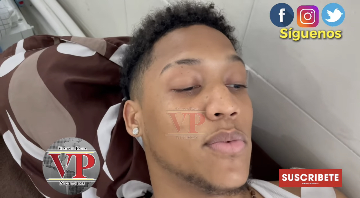 “Expareja de mi novia entró por la ventana y casi me mata a machetazos” denuncia joven en SFM