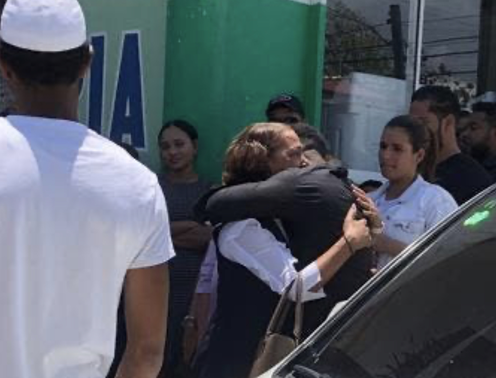 Dolor en velatorio de abuela y sus dos nietos; víctimas del accidente en Bonao