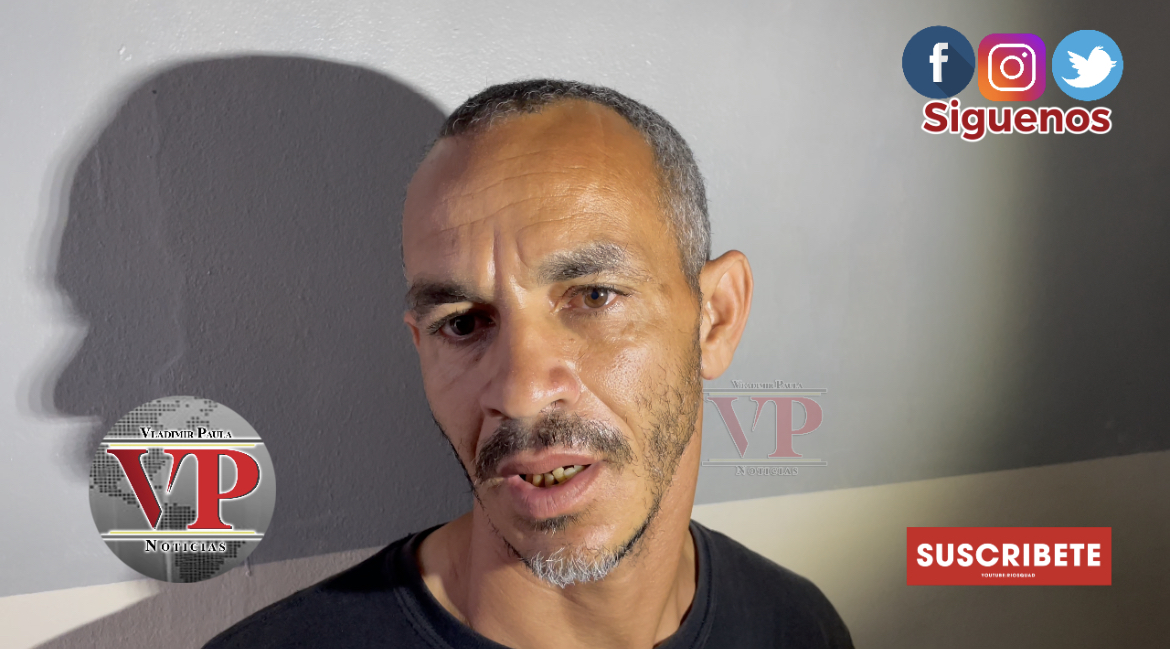 Carnicero denuncia le robaron su motocicleta en SFM