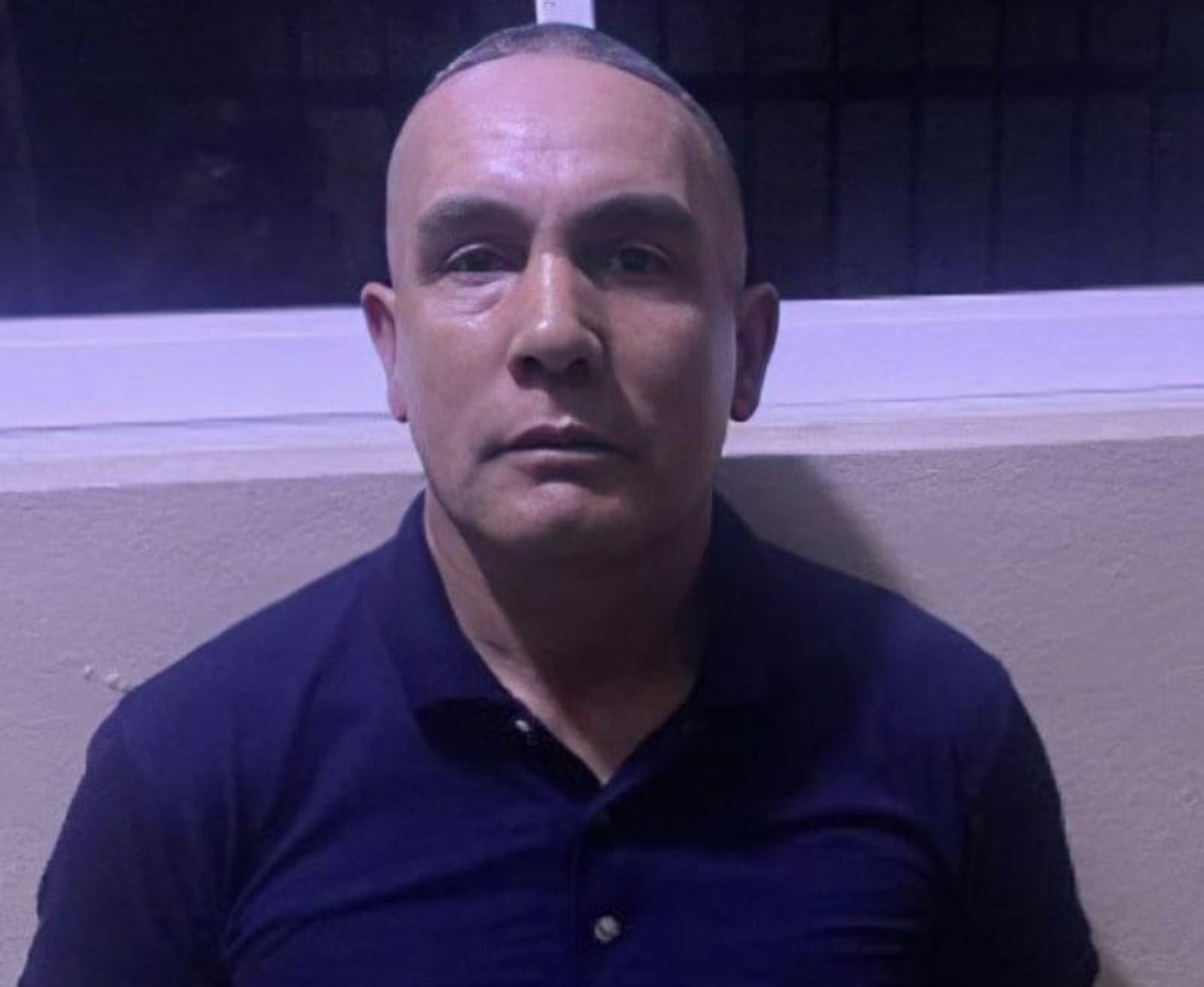 Detienen hombre por agresiones a menor de edad con quien convivía