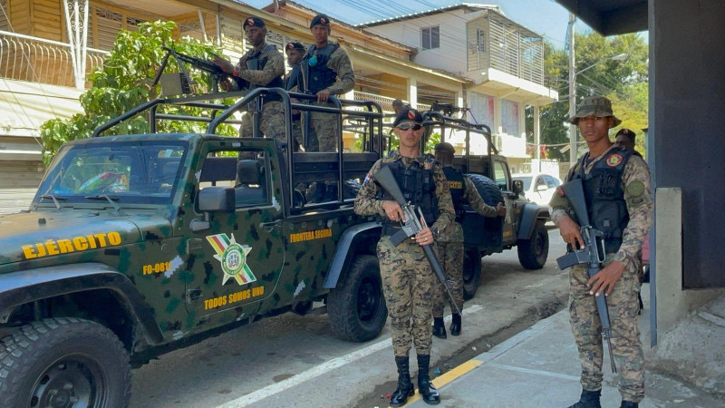 Militarizan Navarrete ante llamado a paro por parte de grupos populares
