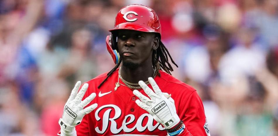 Elly de la Cruz da jonrón de 458 pies y corre como nadie en triunfo Cincinnati