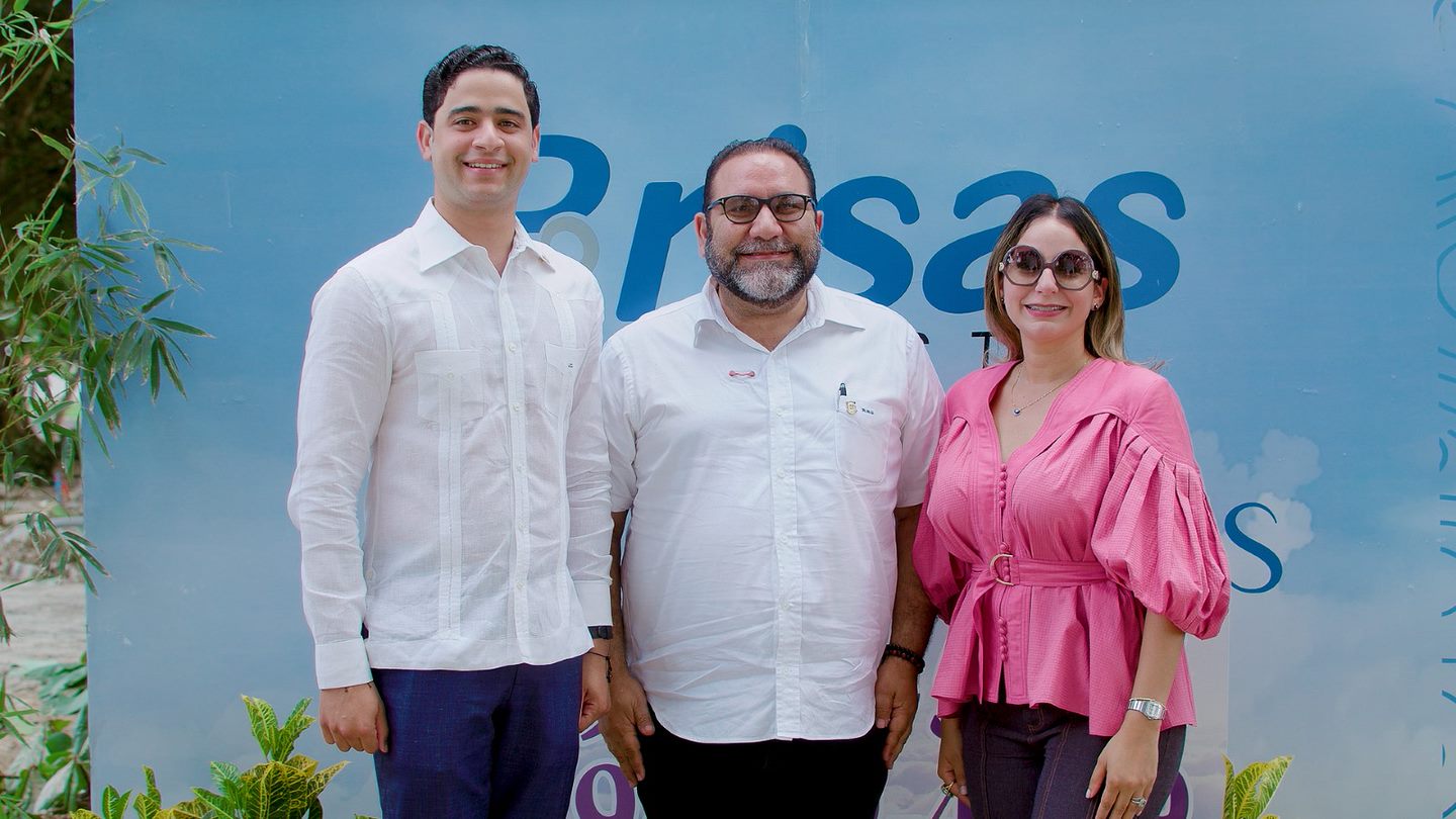 Realizan primer palazo para  construcción urbanización  Brisas del Este, en La Vega