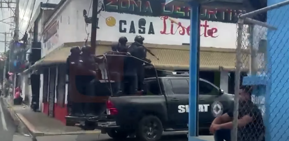 Un herido durante protestas en reclamo de obras en Salcedo