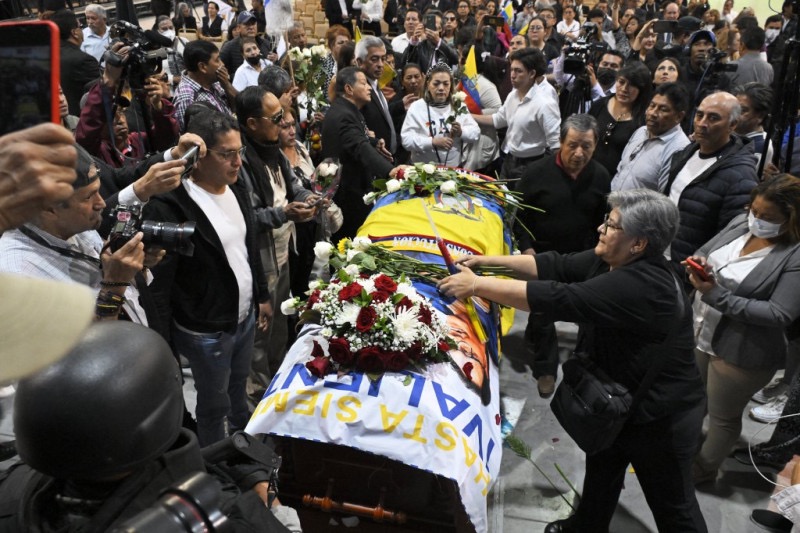 Fernando Villavicencio tendrá un velatorio público antes de ser enterrado