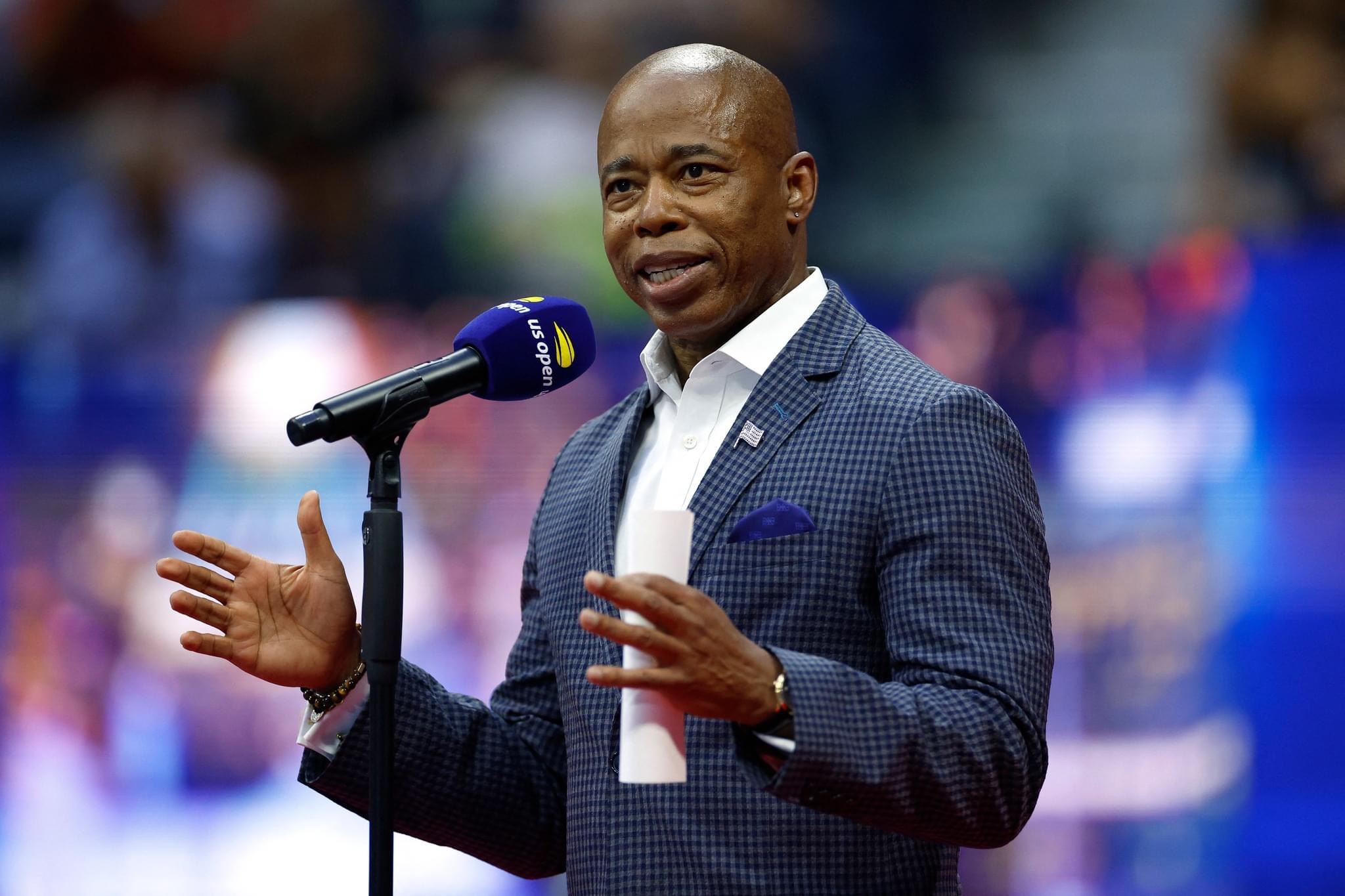 Alcalde de Nueva York dice que la migración masiva va a «destruir» la ciudad