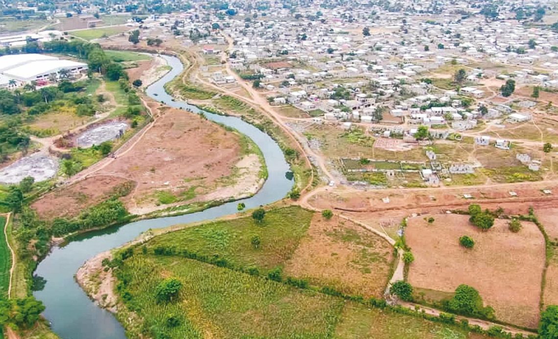 Río Masacre nace en RD, tiene 55KM, comparte 7 con Haití y desemboca en Quisqueya
