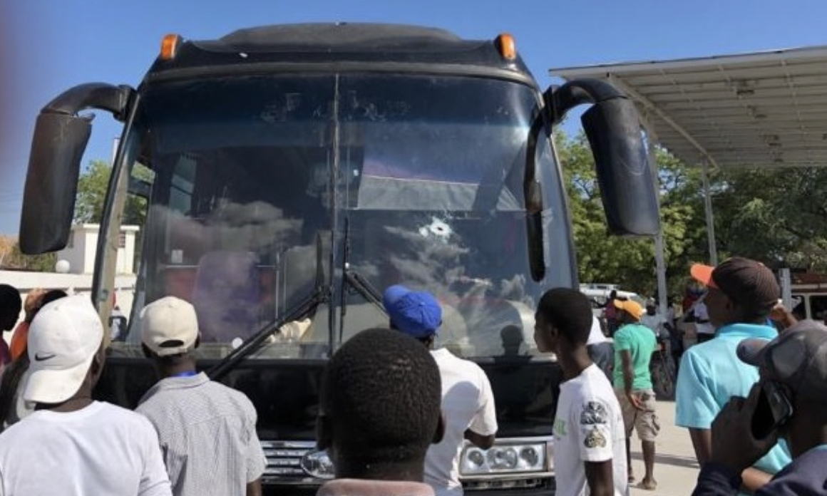 Dejan sin efecto medida que prohibía transportar haitianos en RD