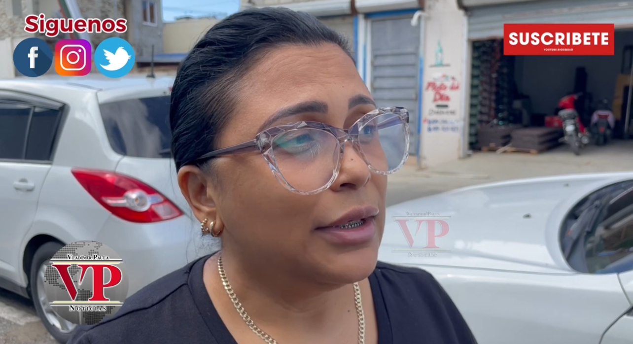 Mira lo que le pasó a esta maestra en la Urb. Piña SFM