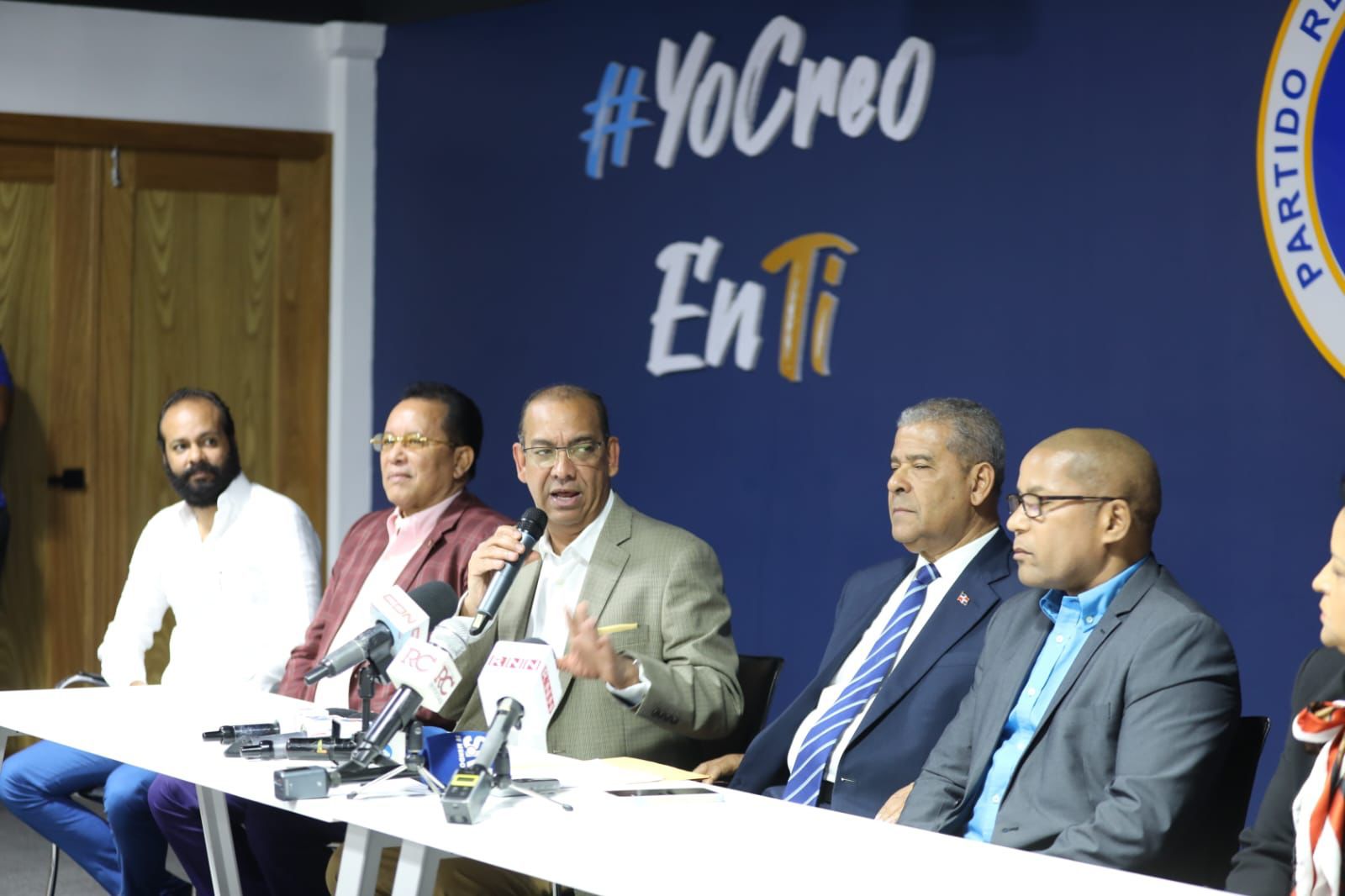 PRM publicará a partir del lunes candidatos electos por encuestas