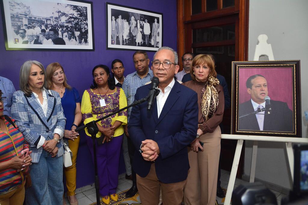 Destacan valores y aportes de Reinaldo Pared Pérez al PLD y al país