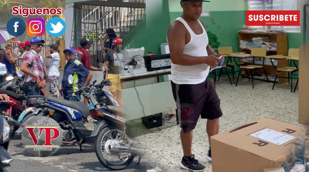 Perremeistas en SFM acuden a ejercer el voto en las primarias