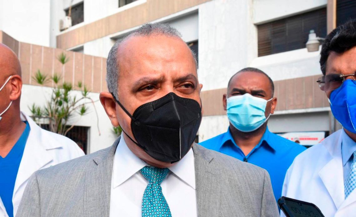 Neumología pide usar mascarillas en espacios cerrados por virus respiratorios