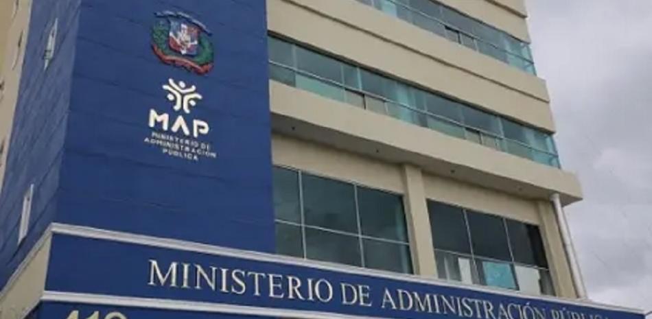 Suspenden labores del sector público en provincias en alerta roja por lluvias