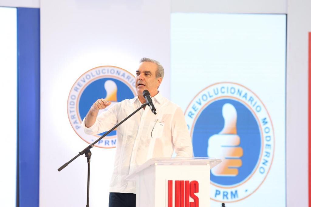 Abinader dirigirá mensaje de cierre de campaña a las 10:00 de la noche