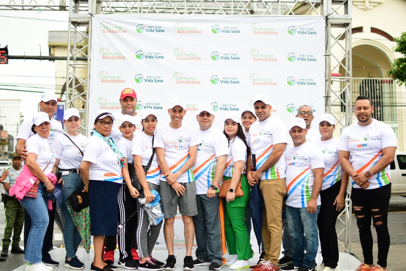 Con gran caminata y festival recreativo dan cierre a la campaña Semana Saludable 2024