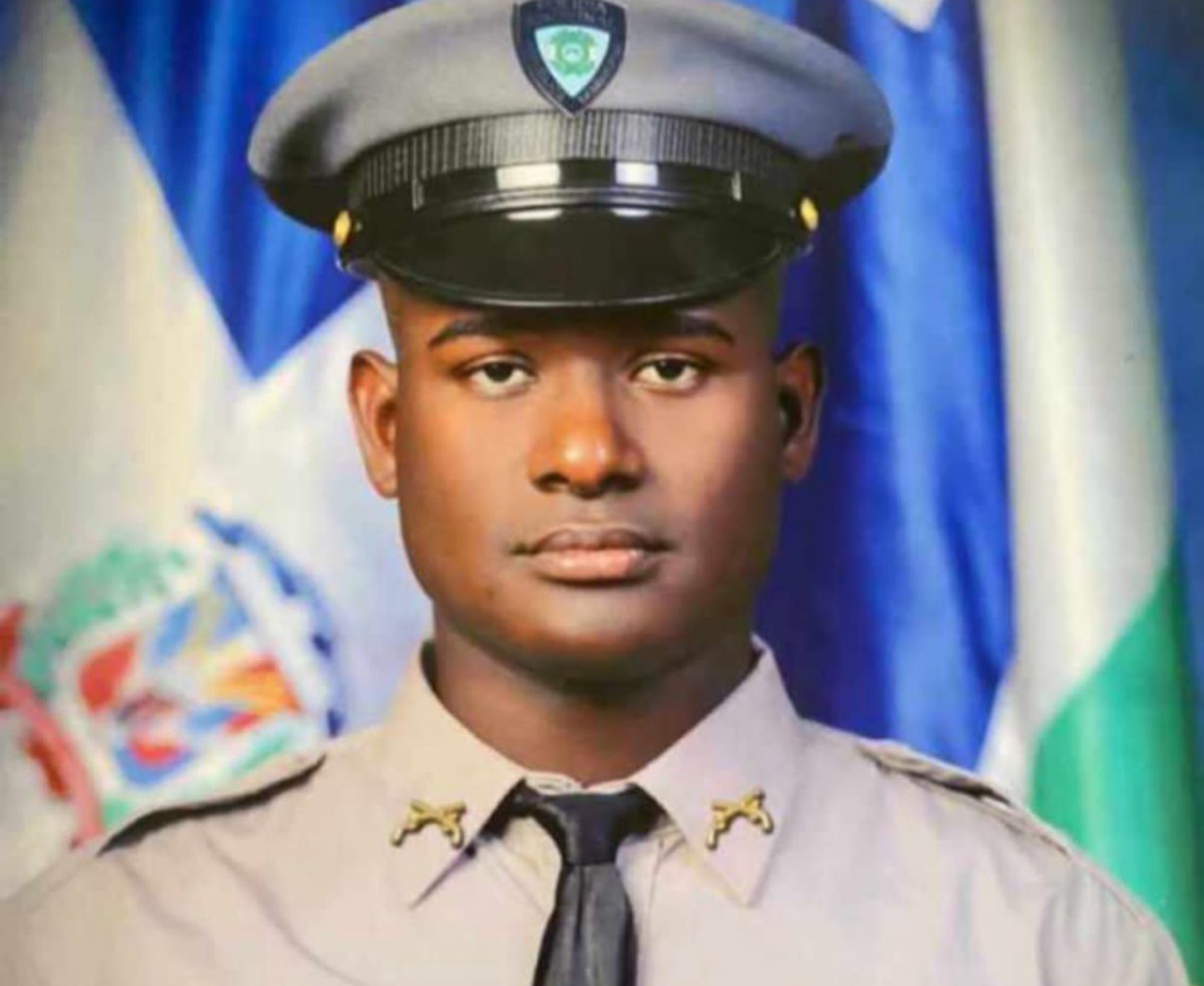 Policía se suicida de un disparo en la cabeza