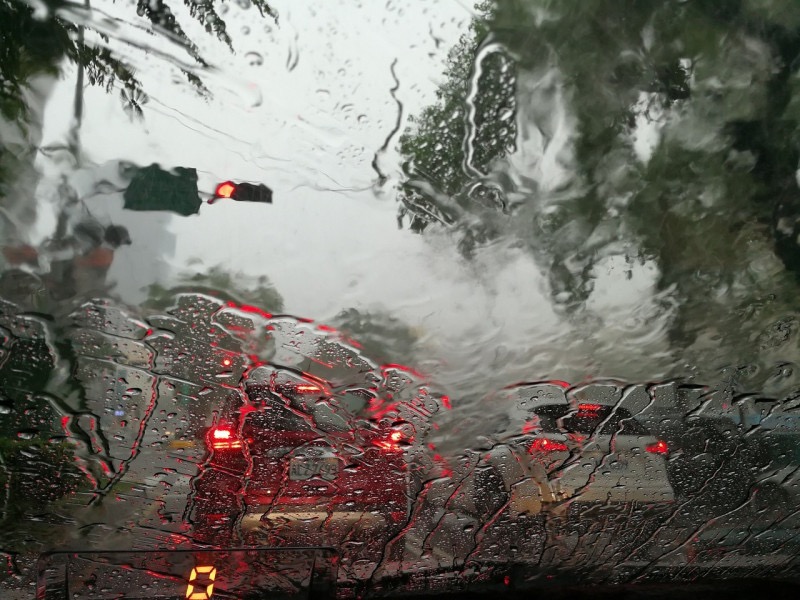 Zona de aguaceros ahora tiene 90% de posibilidad de llegar a ciclón en próximas 24 a 48, dice Onamet